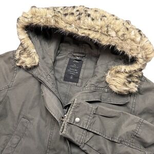 Gap Jacket Womens Medium Green‎ Army Faux Fur Hooded Parka Winter Warmth Jacket